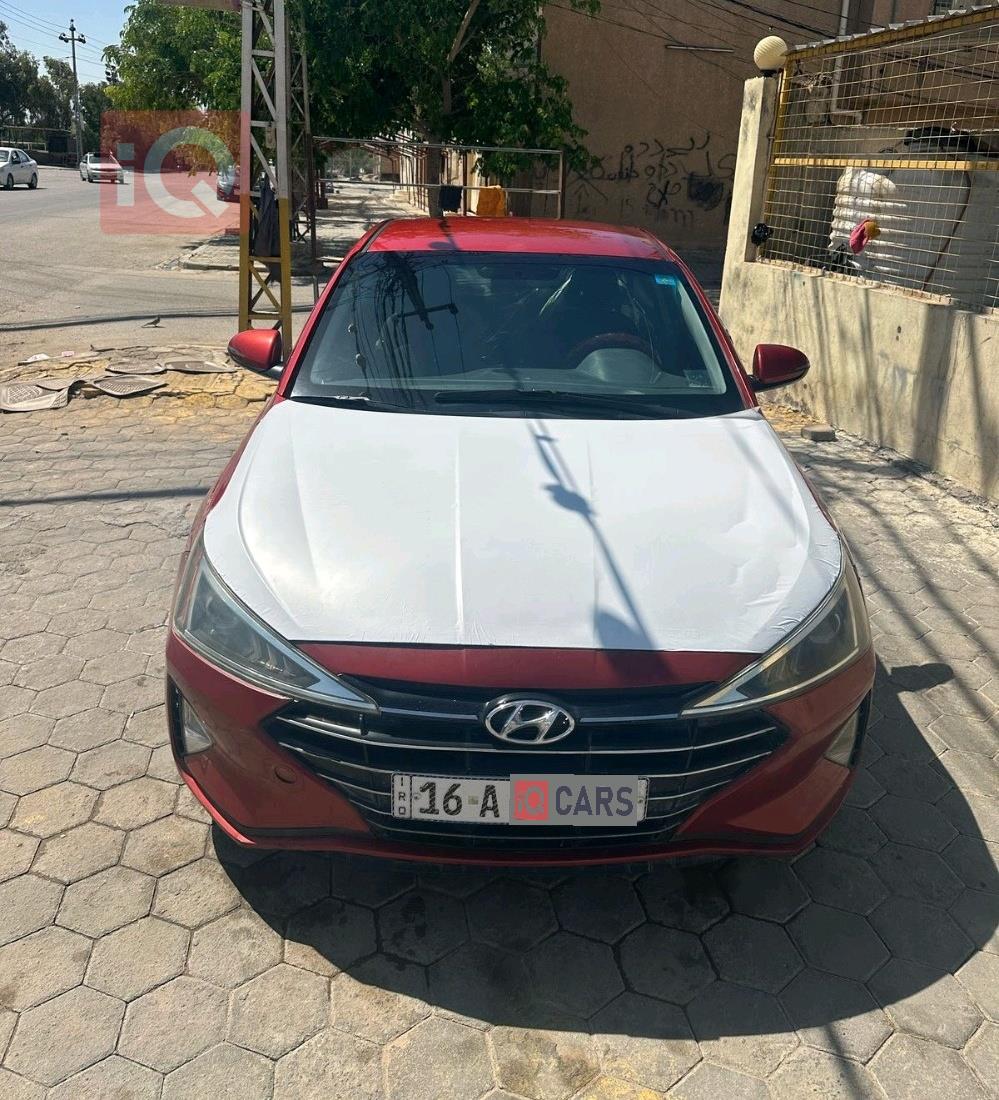 هیوندای ئەلەنترا